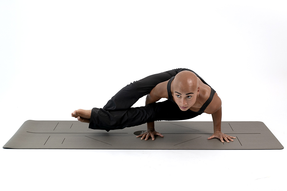 atha pro yoga mat taupe